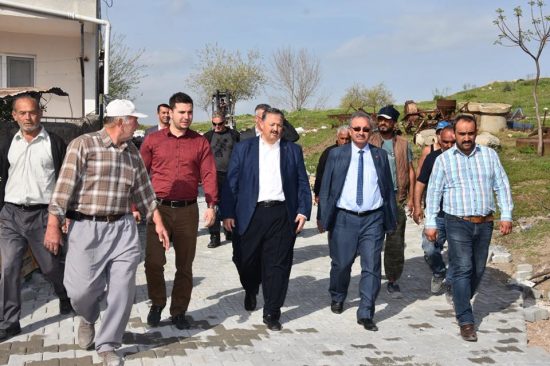 BAŞKAN BOYDAK KIZILDERE,NARLIK VE İMRAN MAHALLELERİNDE  YOL ÇALIŞMALARINI İNCELEDİ 1